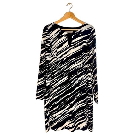 Trina Turk Zebra Print long Sleeve Dress - Picture 1 of 6
